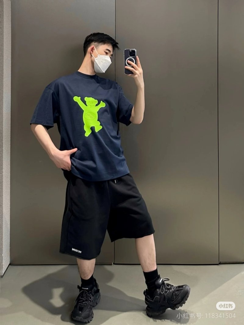 We11 Done Navy Bear Flocked Print T-Shirt view