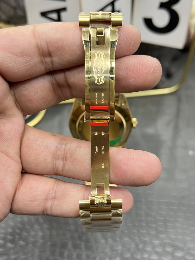 Rolex Day-Date 40mm Green Dial Gold Diamond Bezel Watch view