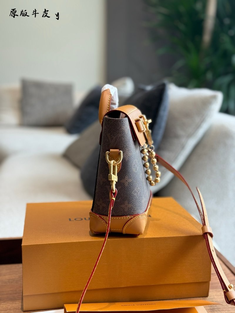 Louis Vuitton Steamer 15 Monogram Canvas & Leather Shoulder Bag view
