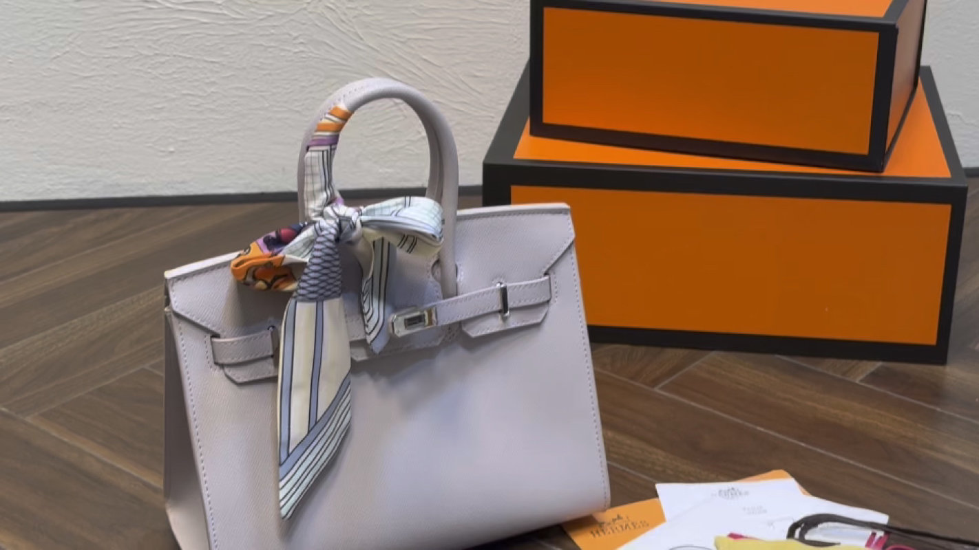 Hermès Birkin Lavender Purple Tote Bag