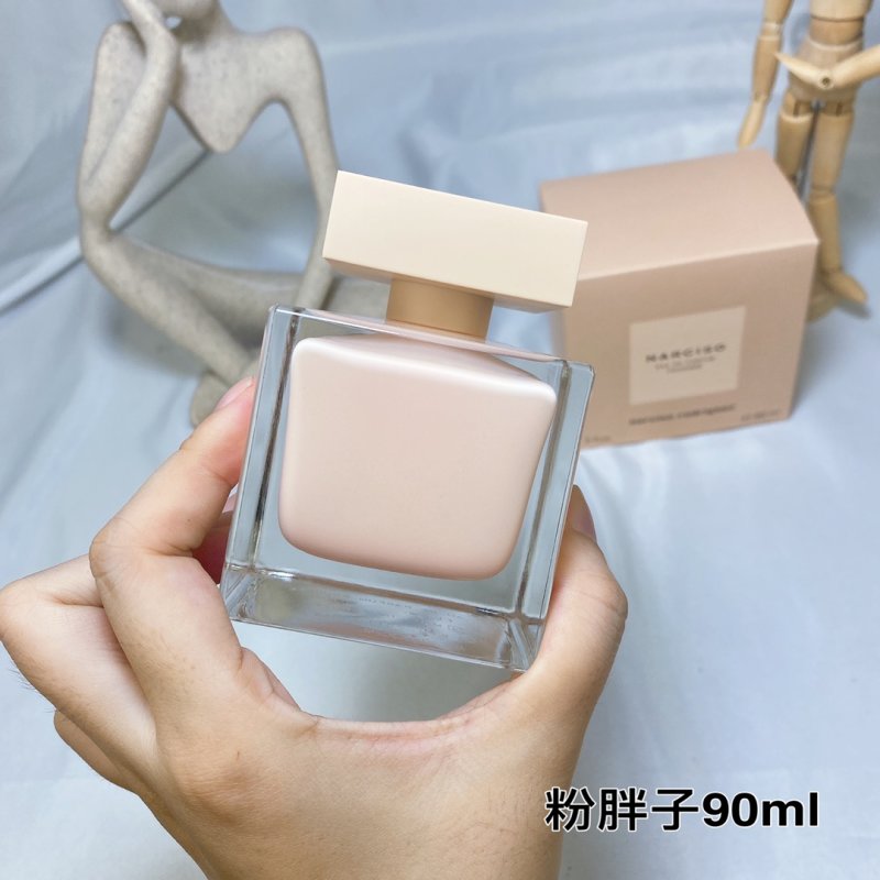Narciso Rodriguez Poudrée Eau de Parfum 90ml view