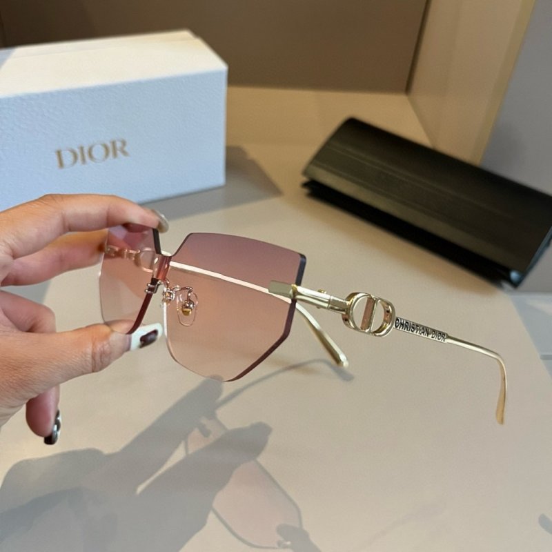 Dior Rimless Sunglasses with CD Logo - Rose Gradient Lens view