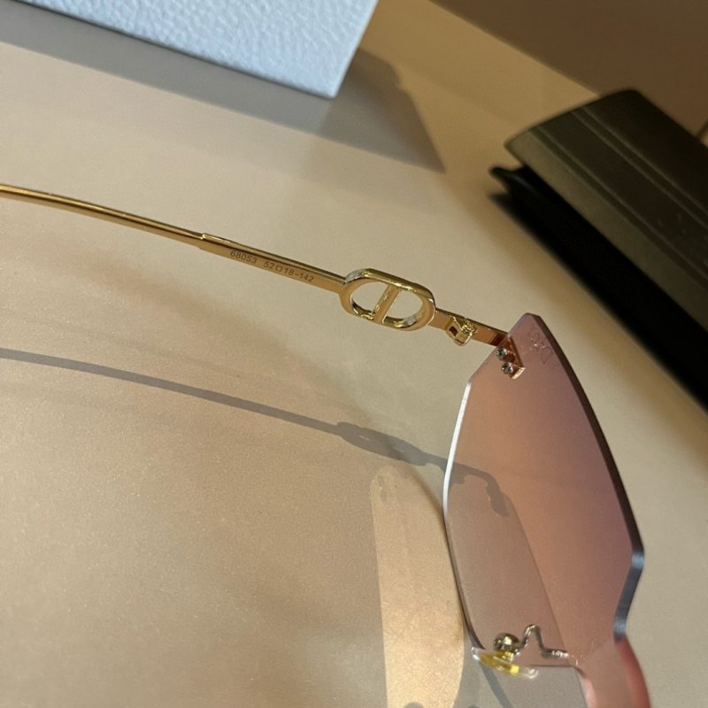 Dior Rimless Sunglasses with CD Logo - Rose Gradient Lens view