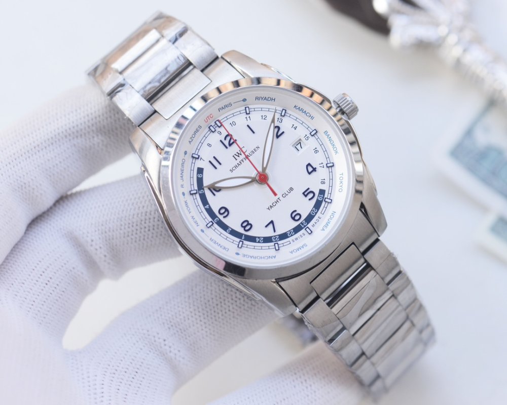 IWC Yacht Club 42mm Steel Automatic Watch view