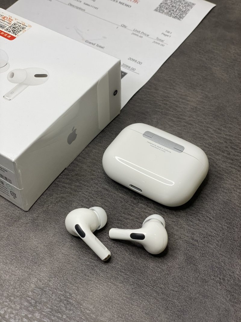 Apple AirPods Pro Gen 3 Wireless Earbuds White view