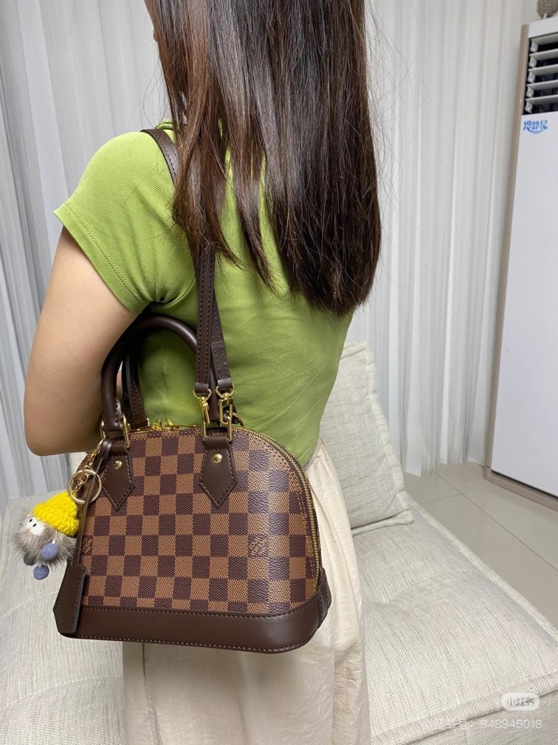 Louis Vuitton Damier Ebene Canvas Shoulder Bag Brown view