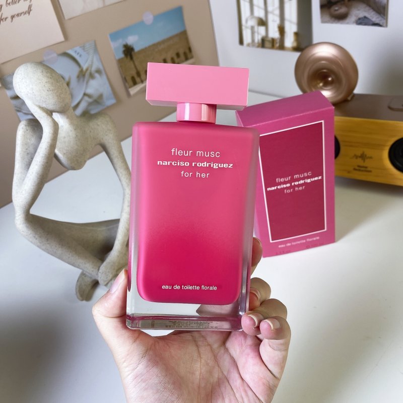 Narciso Rodriguez Fleur Musc for Her 100ml Eau de Toilette view