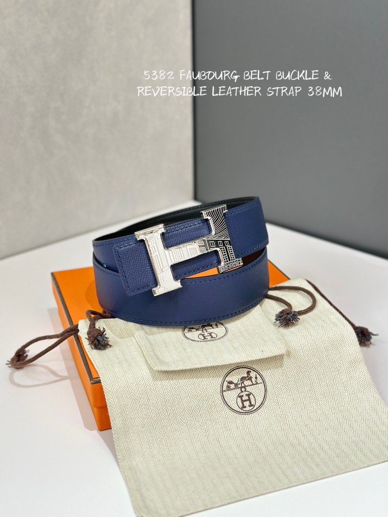 Hermès Faubourg Reversible Leather Belt Buckle Navy 38mm view