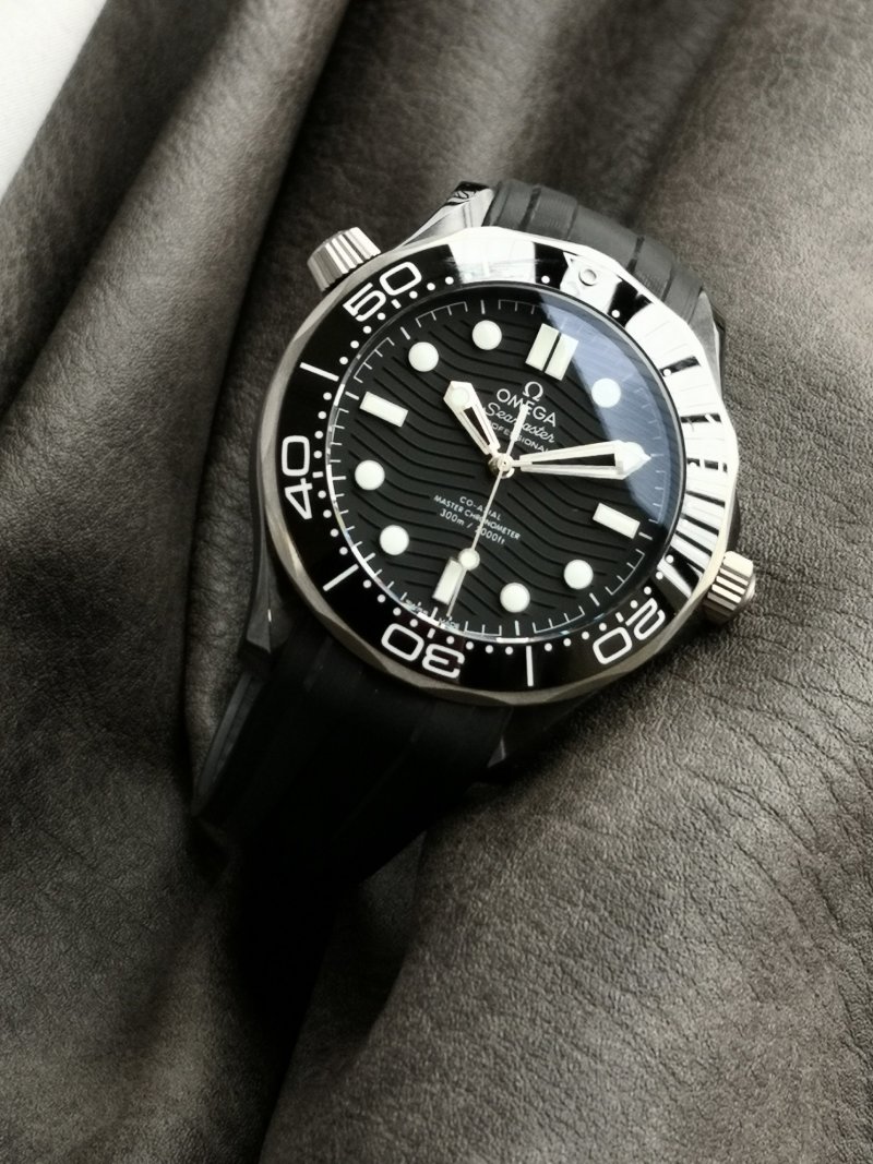 Omega Seamaster 210.92.44.20.01.001 Black Ceramic Watch