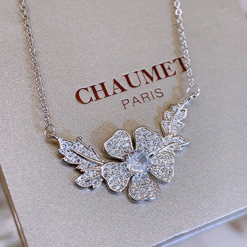 Chaumet Bee My Love Flower Diamond Pendant Necklace Silver view