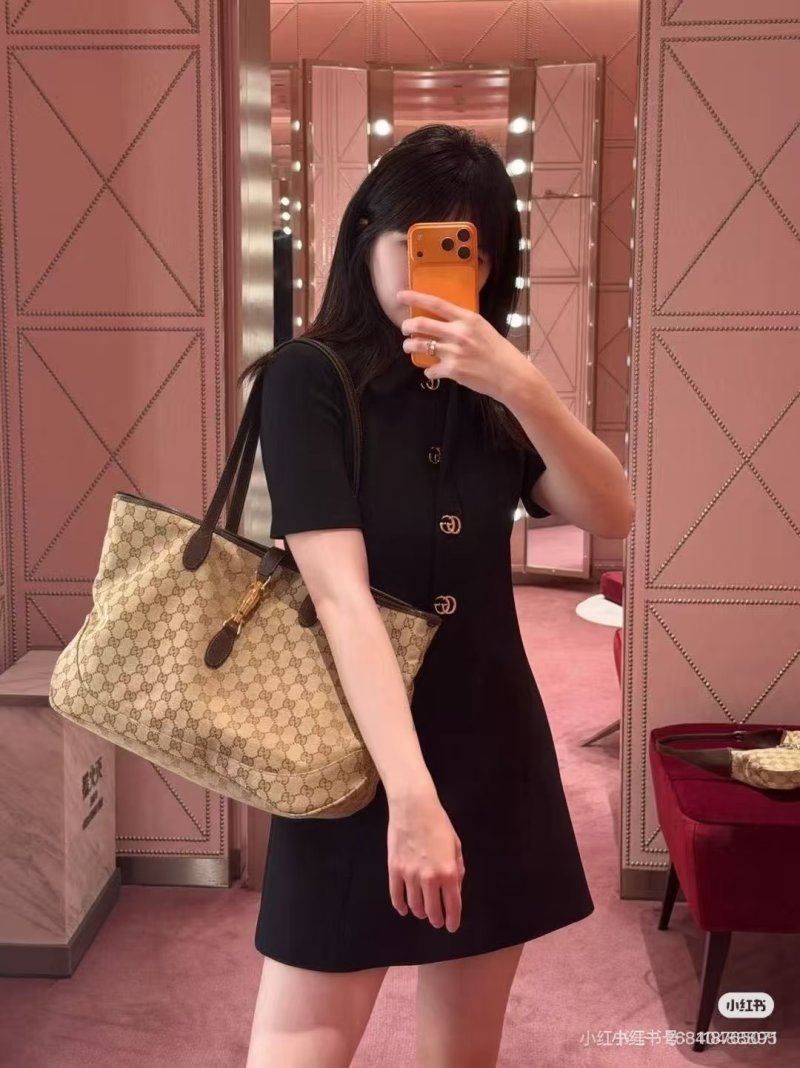 Gucci GG Canvas Beige Tote Shoulder Bag