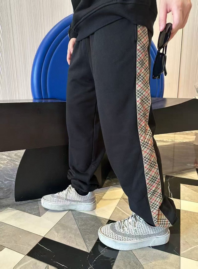 Gucci Black Jeans with GG Monogram Side Stripe