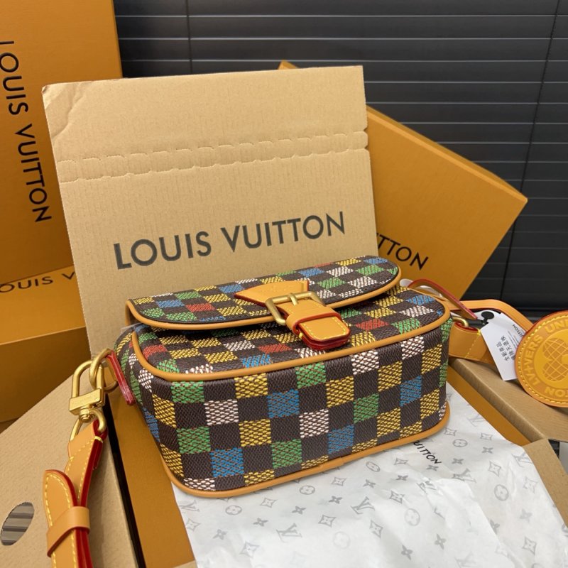 Louis Vuitton Montsouris Crossbody Bag Multicolor Damier view