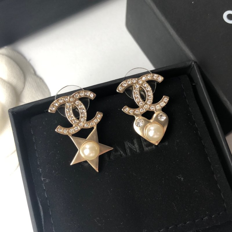 Chanel CC Asymmetrical Star & Heart Pearl Drop Earrings Gold
