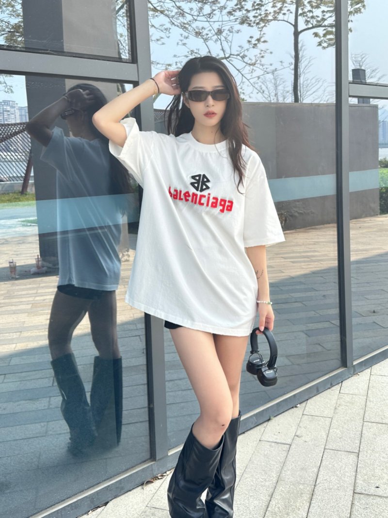 Balenciaga Logo White T-Shirt view