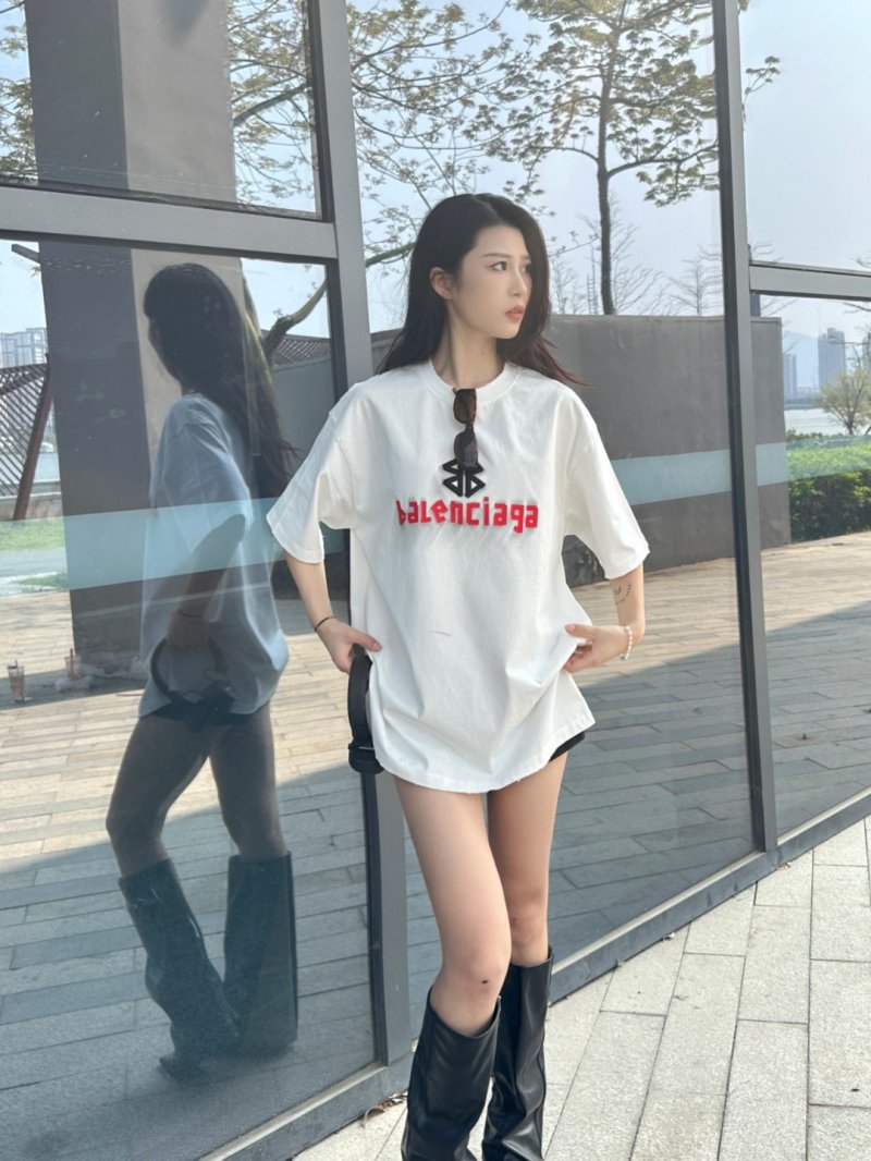 Balenciaga Logo White T-Shirt view