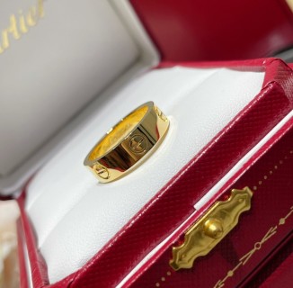 Cartier LOVE Ring Yellow Gold 18K Plated view 3