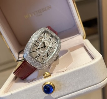 Franck Muller Tonneau Diamond Crystal Pink Leather Watch view 6