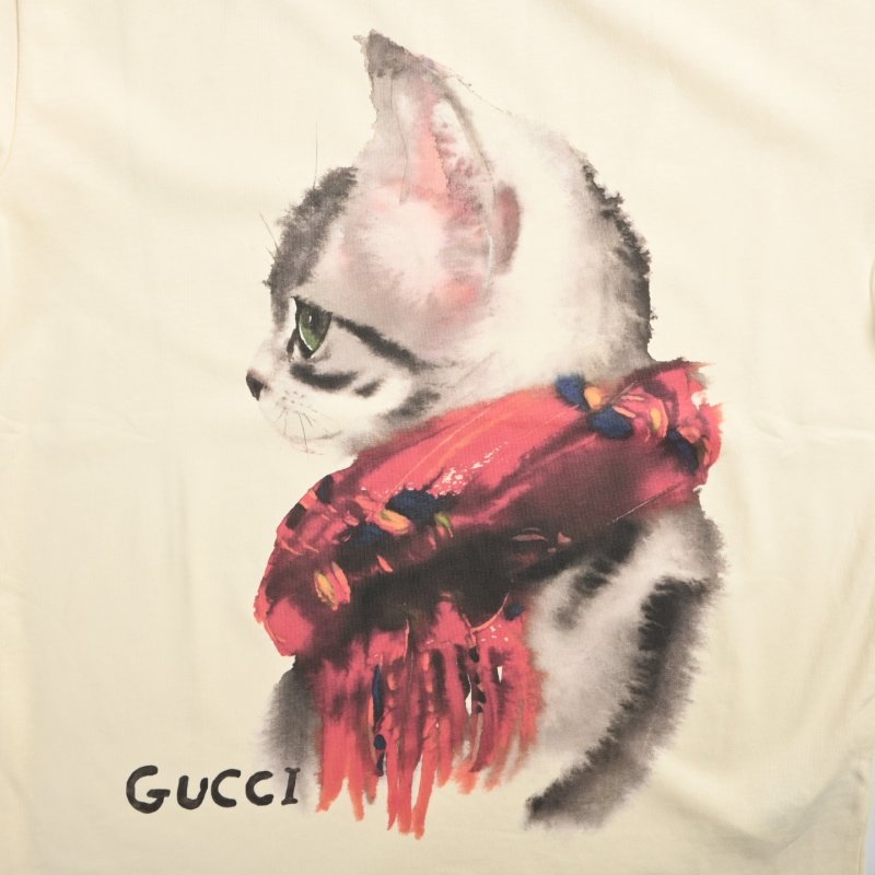 Gucci Cat Graphic Cream T-Shirt view