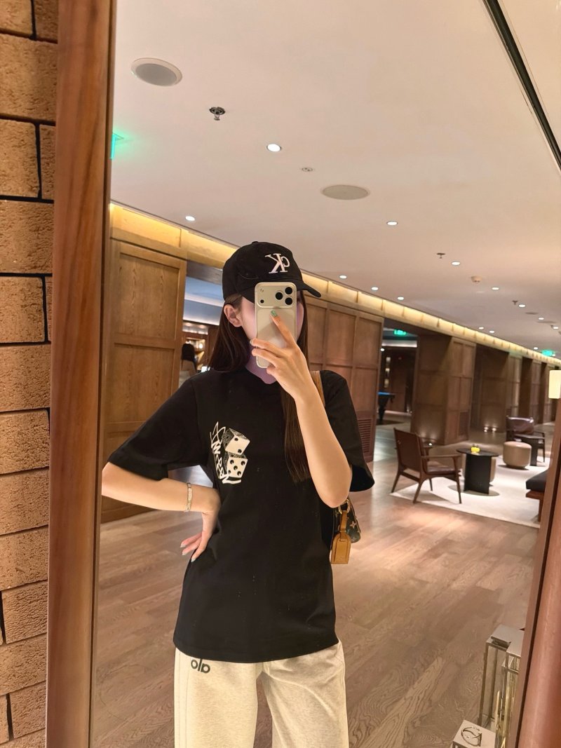 Black Graphic Print Short Sleeve T-Shirt