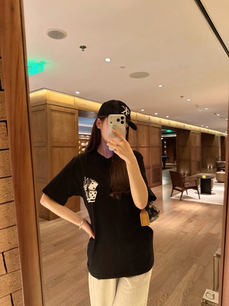 Black Graphic Print Short Sleeve T-Shirt view