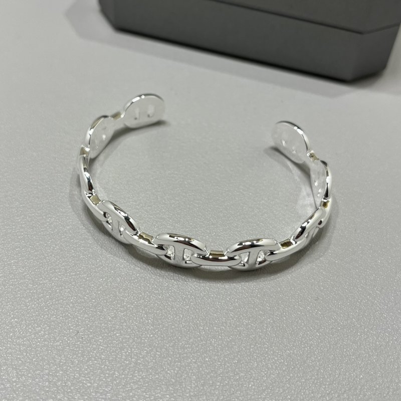 Hermès Chaîne d'Ancre Silver Open Cuff Bracelet