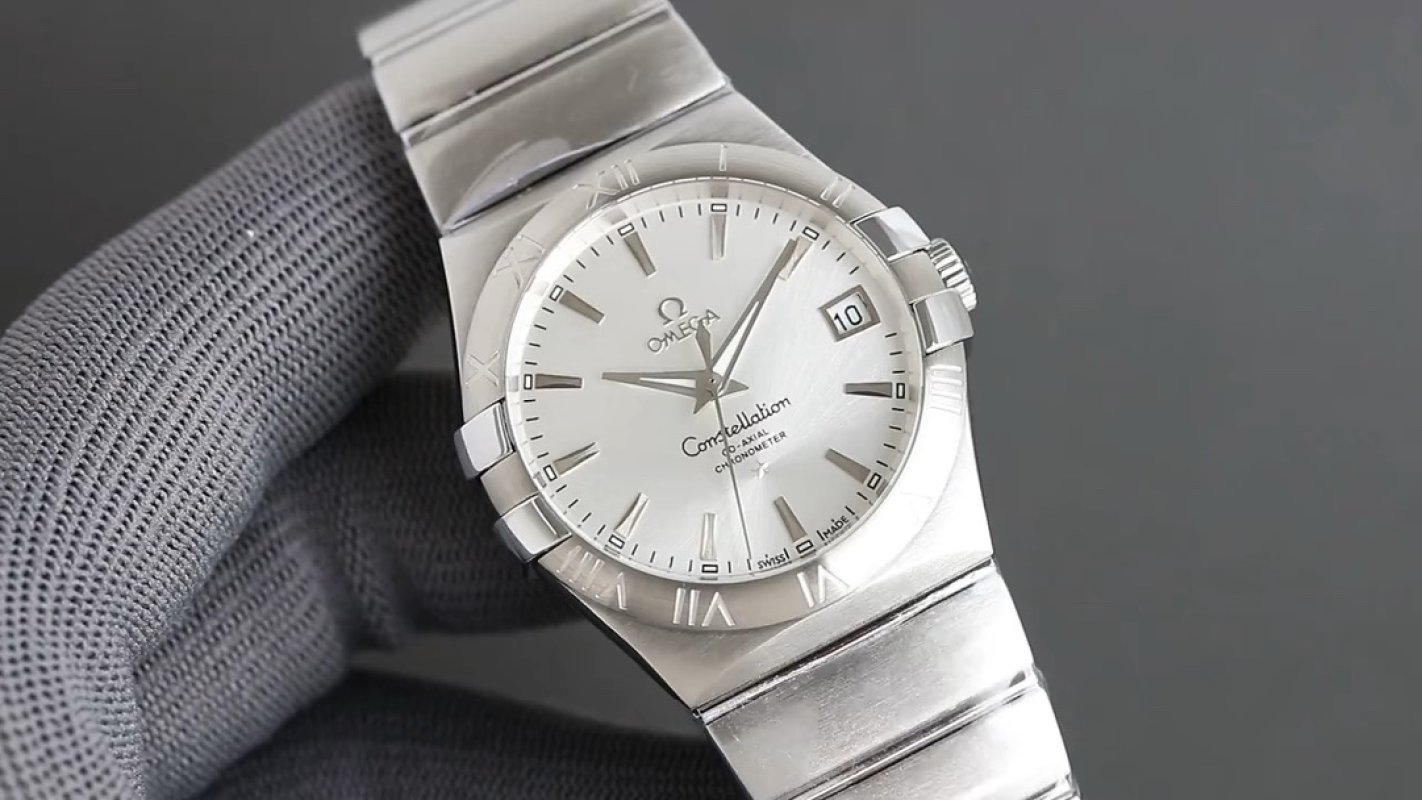 Omega Constellation 39mm Silver Dial Steel Watch