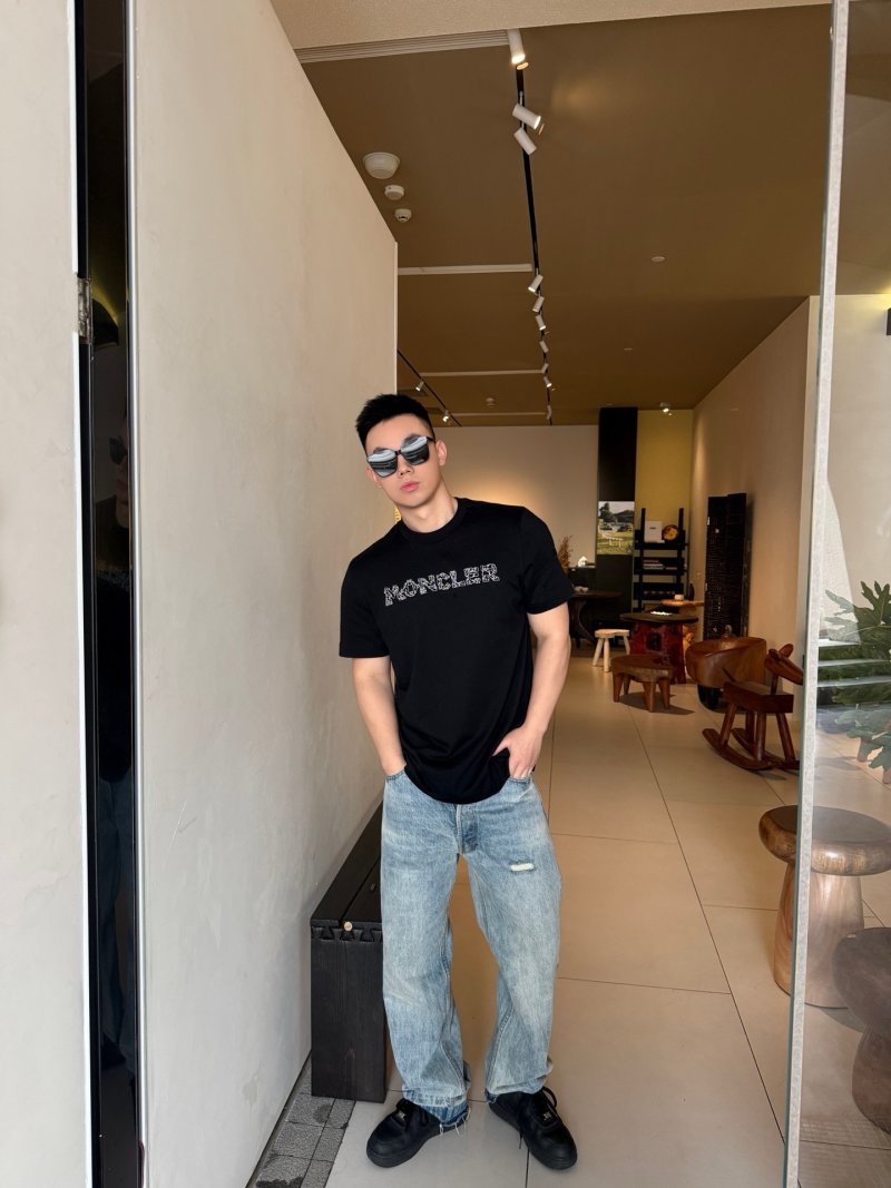 Moncler Speckle Logo Black T-Shirt view
