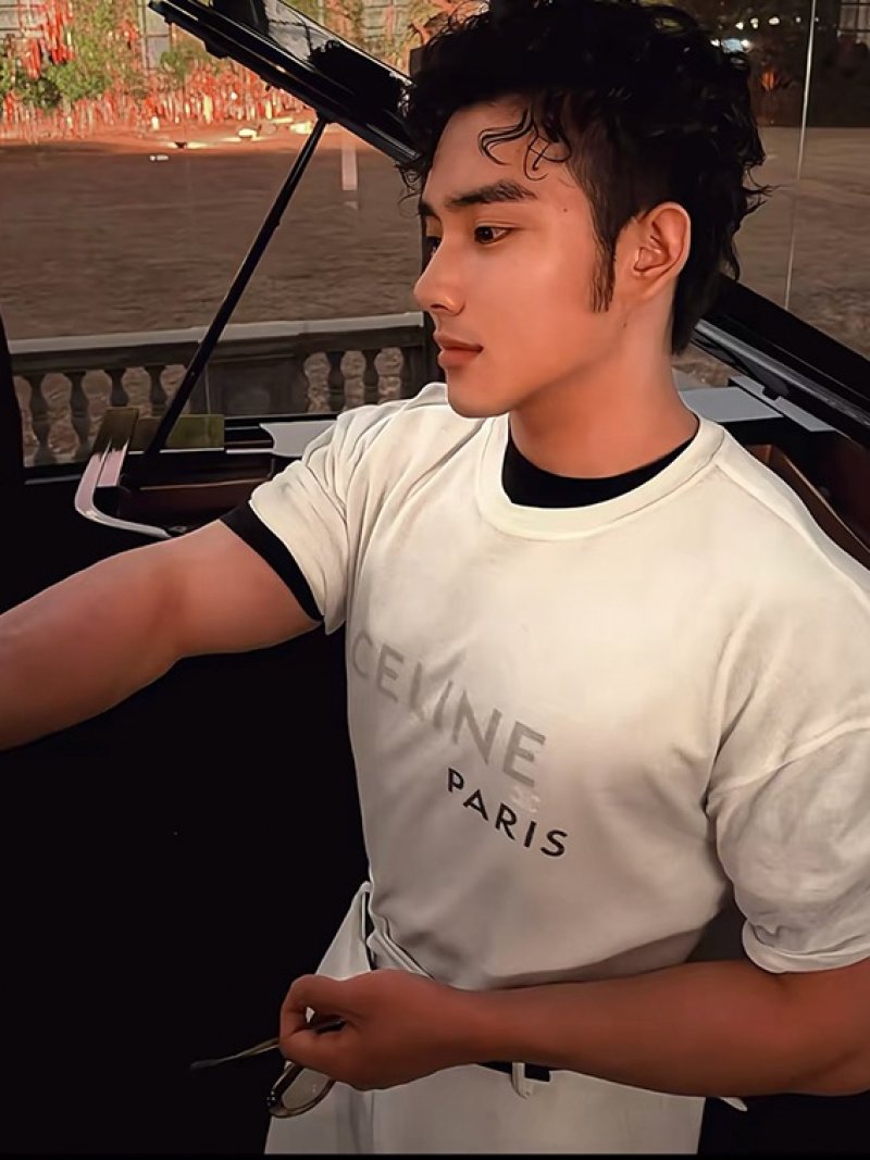 Celine Paris Cream Short Sleeve T-Shirt view