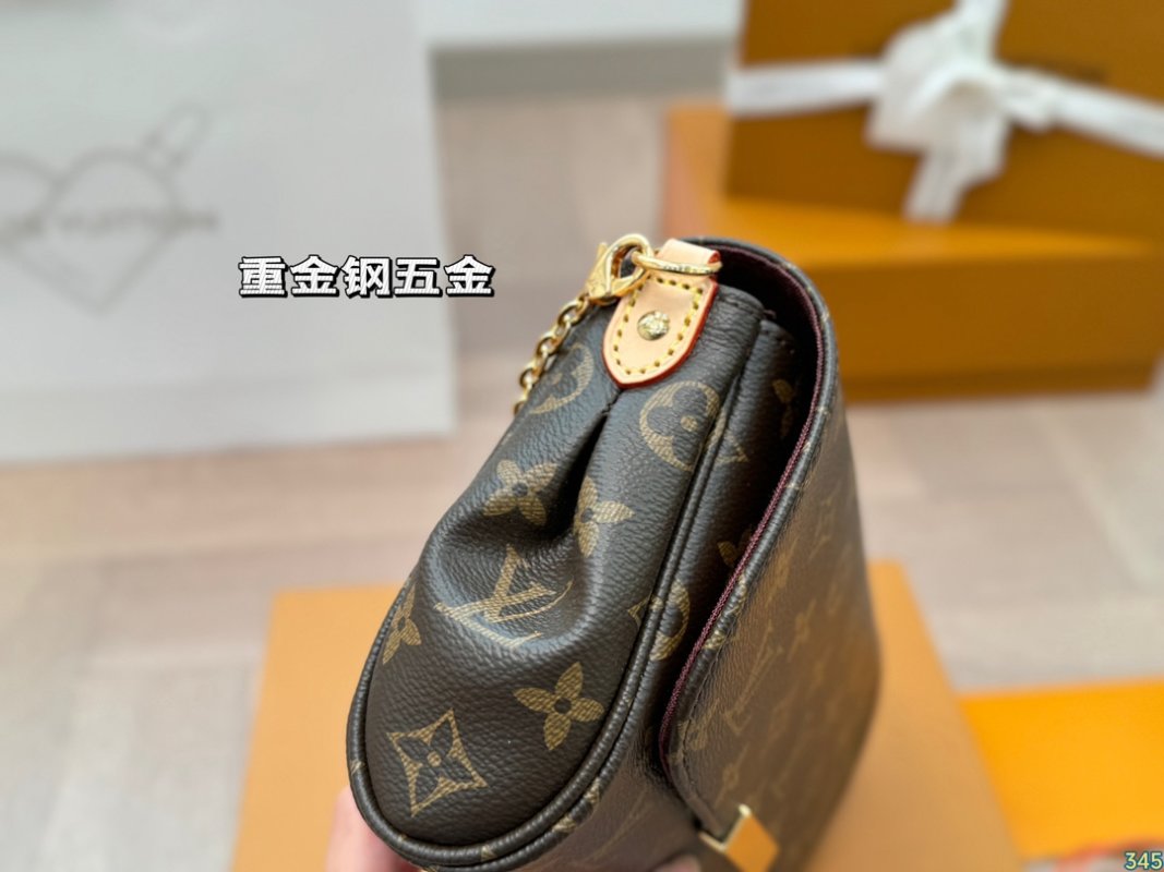 Louis Vuitton Monogram Crossbody Clutch Bag - Black Gold view
