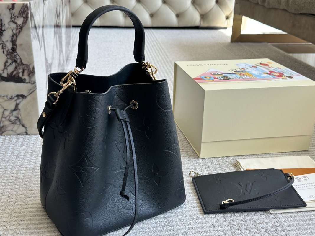 Louis Vuitton Black Bucket Bag 26cm