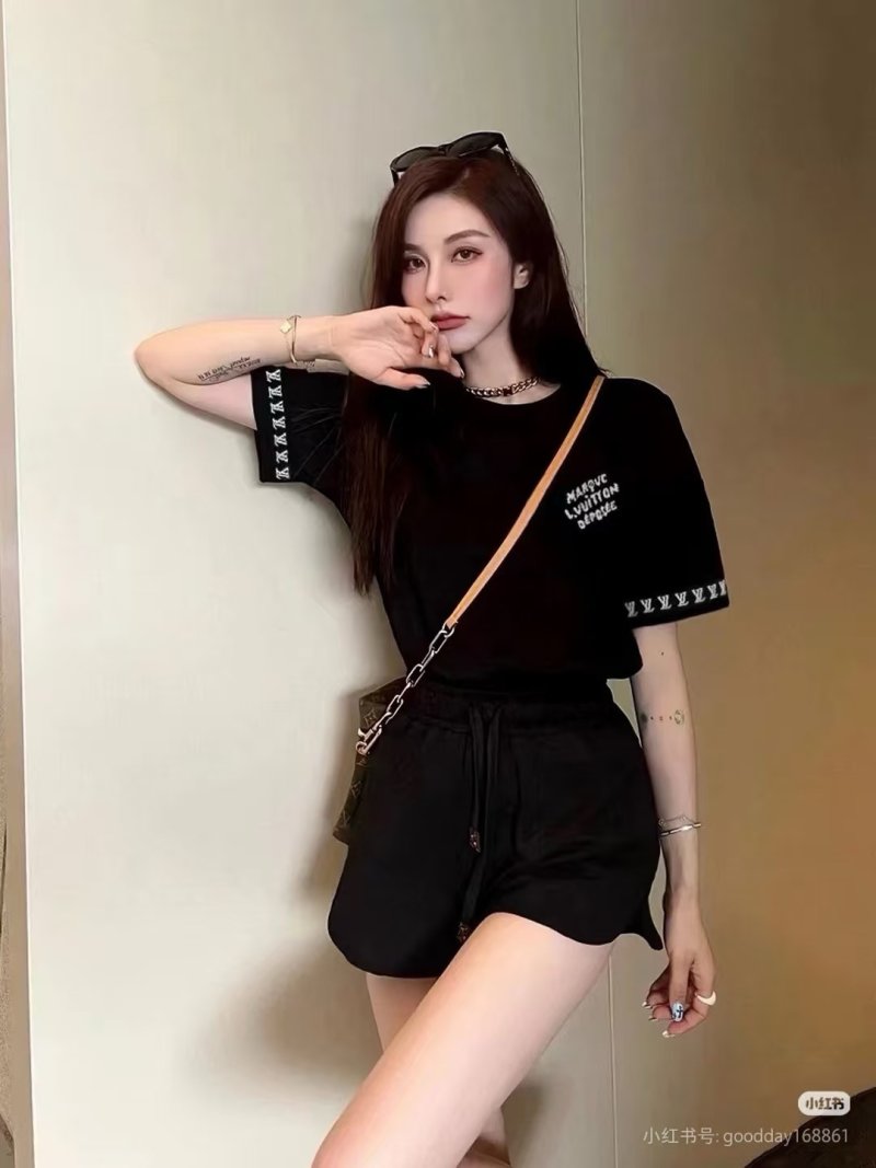 Louis Vuitton Black Monogram Sleeve T-Shirt view