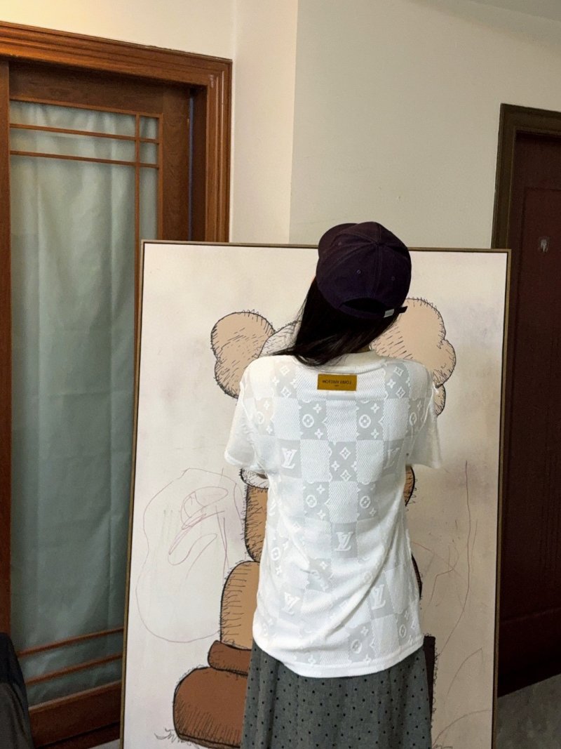 Louis Vuitton Monogram White Short Sleeve T-Shirt view