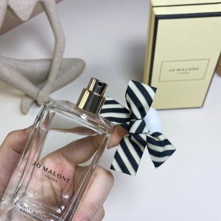 Jo Malone Green Almond & Redcurrant Eau de Cologne 100ml view 5