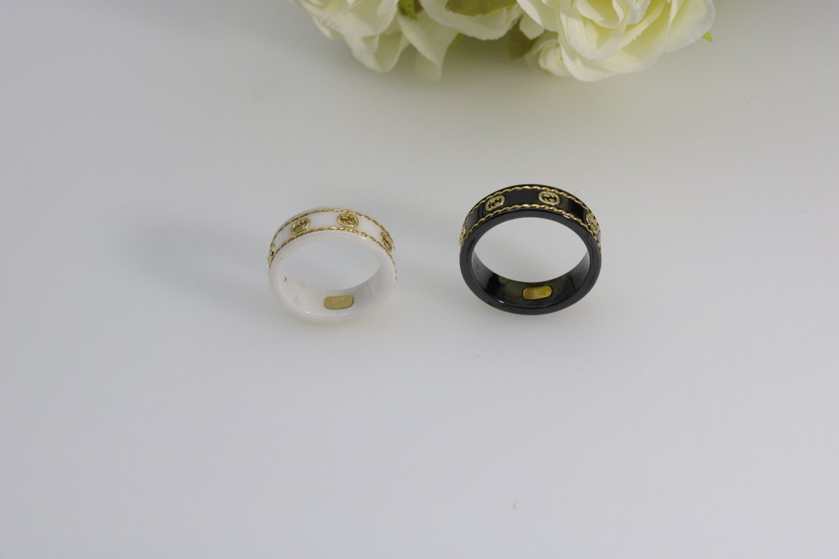 Gucci Gold Foil Ceramic Ring - Black & White view