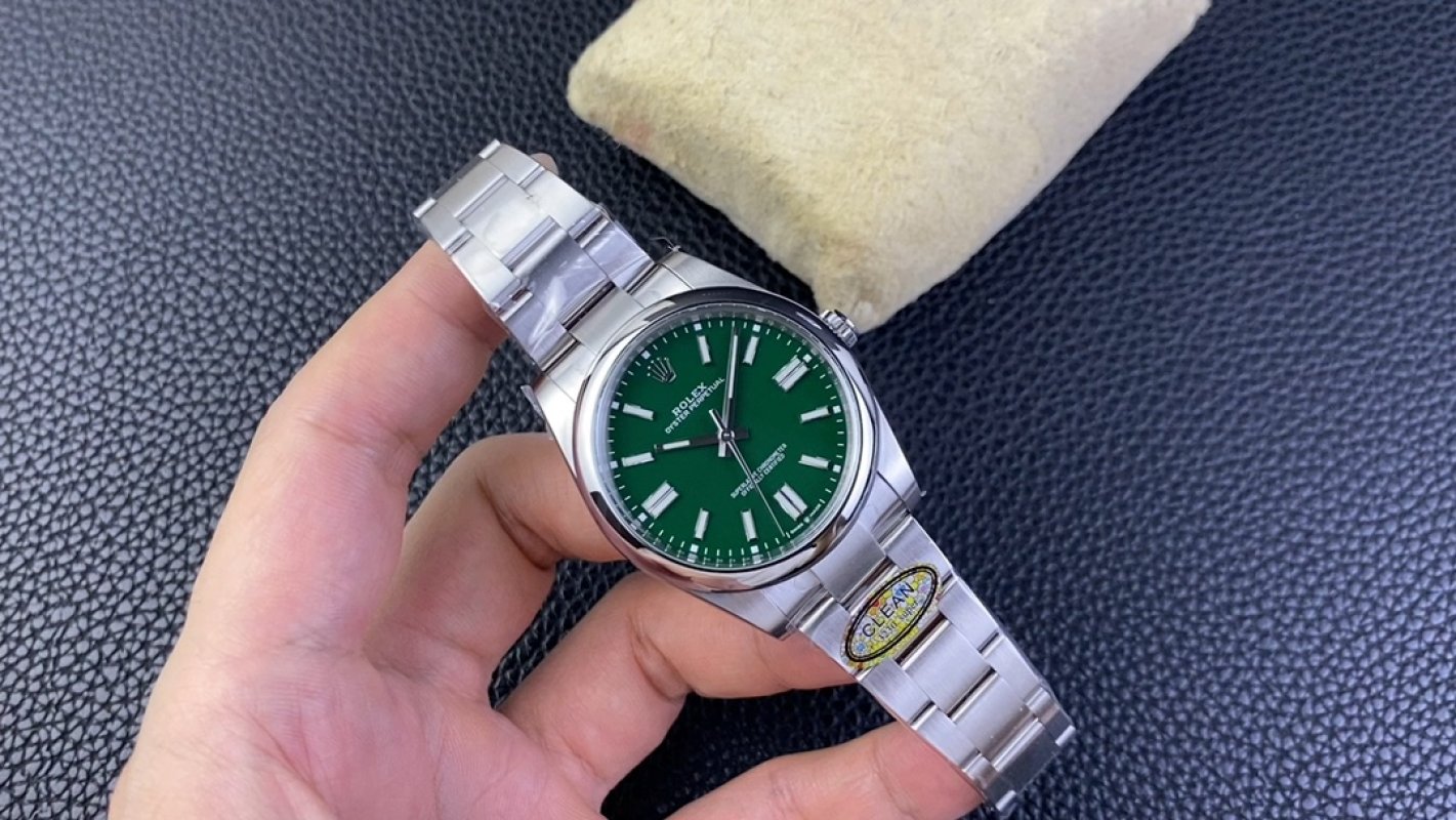 Rolex Oyster Perpetual 41mm Green Dial Automatic Watch