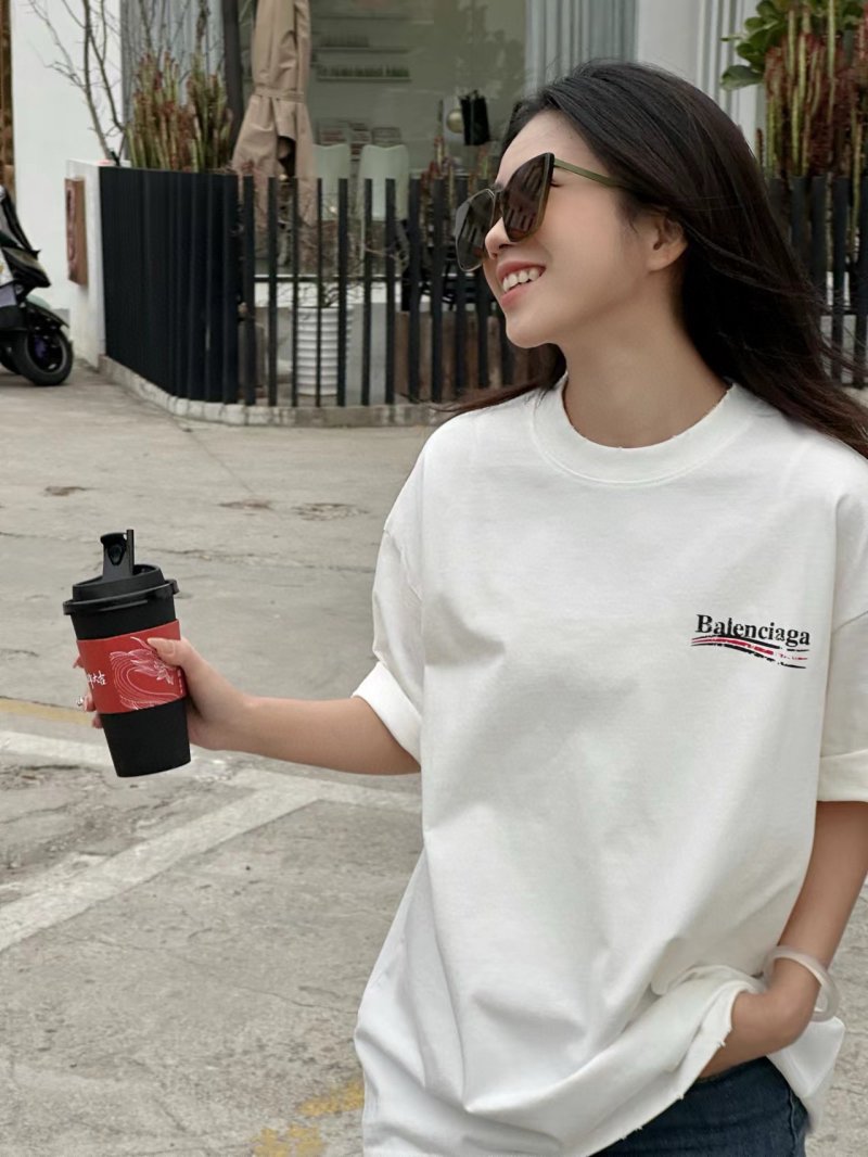 Balenciaga Logo Print Oversized White T-Shirt view