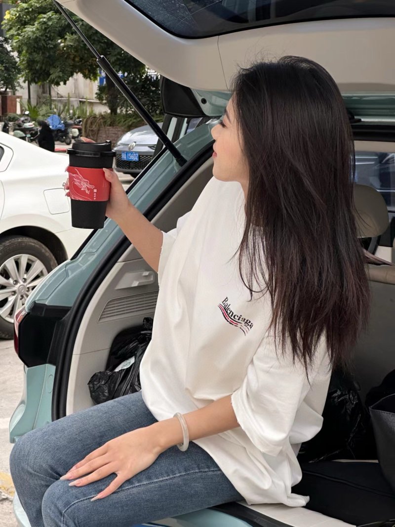 Balenciaga Logo Print Oversized White T-Shirt view