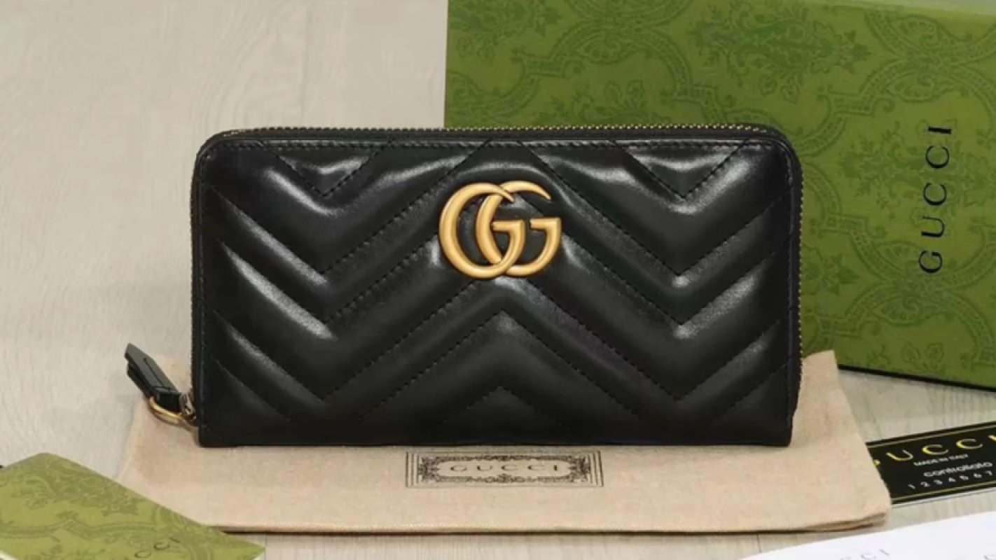 Gucci GG Marmont Black Chevron Zip Wallet