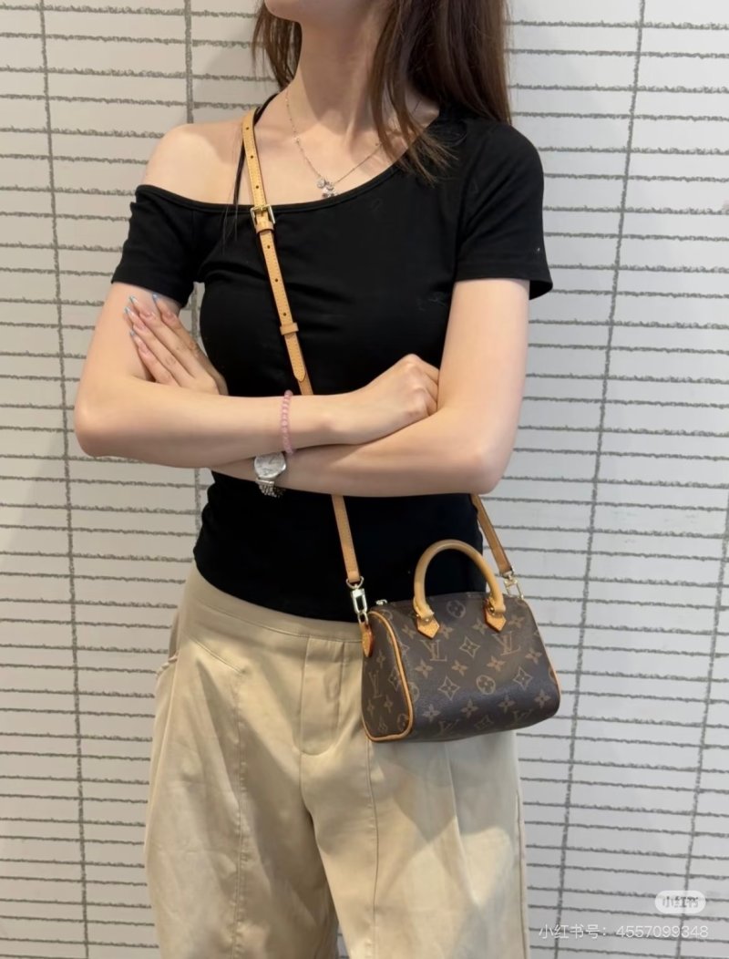 Louis Vuitton Monogram Canvas Handbag with Charm - Brown view