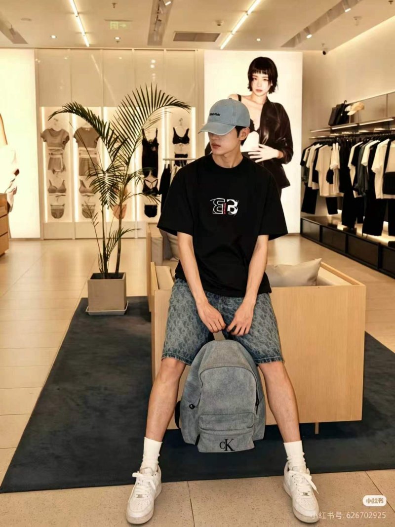 Black Logo Graphic Short Sleeve T-Shirt view