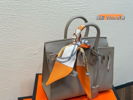 Hermès Birkin 20cm Grey Taurillon Leather Inspired Bag view 2