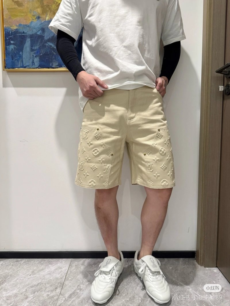 Louis Vuitton Monogram Cargo Shorts Beige view