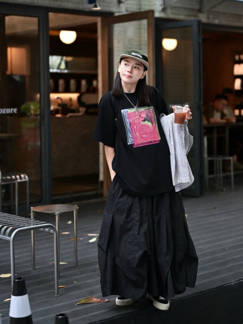 Black Short Sleeve Graphic T-Shirt with Pink Abstract Print view
