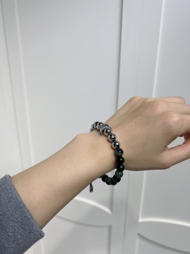 Louis Vuitton Monogram Beads Bracelet Silver Green view
