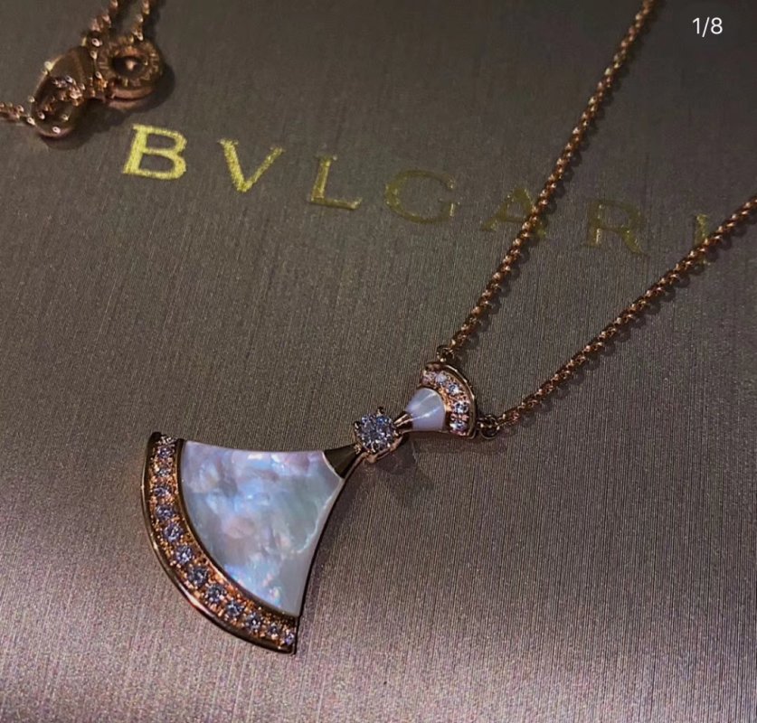 Bvlgari Diamond Mother-of-Pearl Fan Pendant Necklace Rose Gold