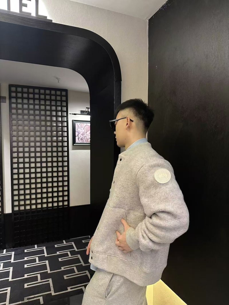 Essentials Fear of God Oversized Cream Fleece Jacket view