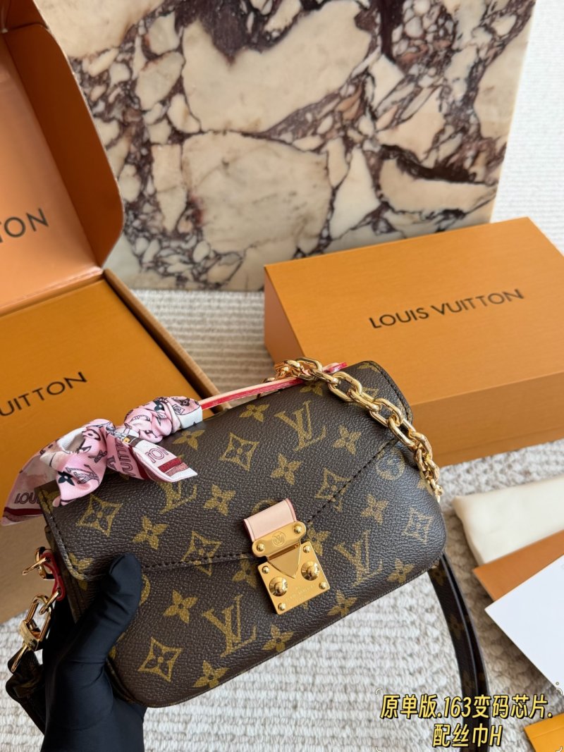 Louis Vuitton Monogram Pochette Métis Mini Shoulder Bag