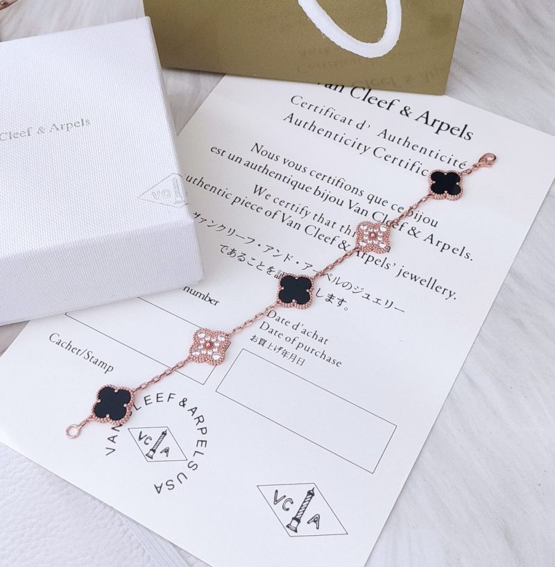 Van Cleef & Arpels Clover Black Mother-of-Pearl Rose Gold Bracelet