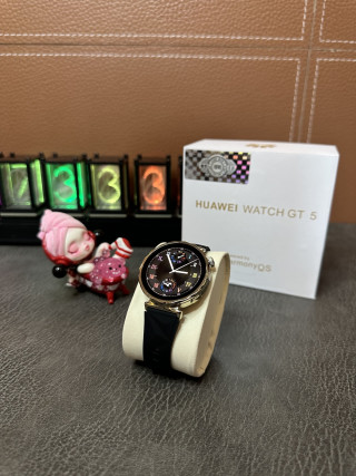 Huawei Watch GT5 Mini Women's Silver Smartwatch view 10